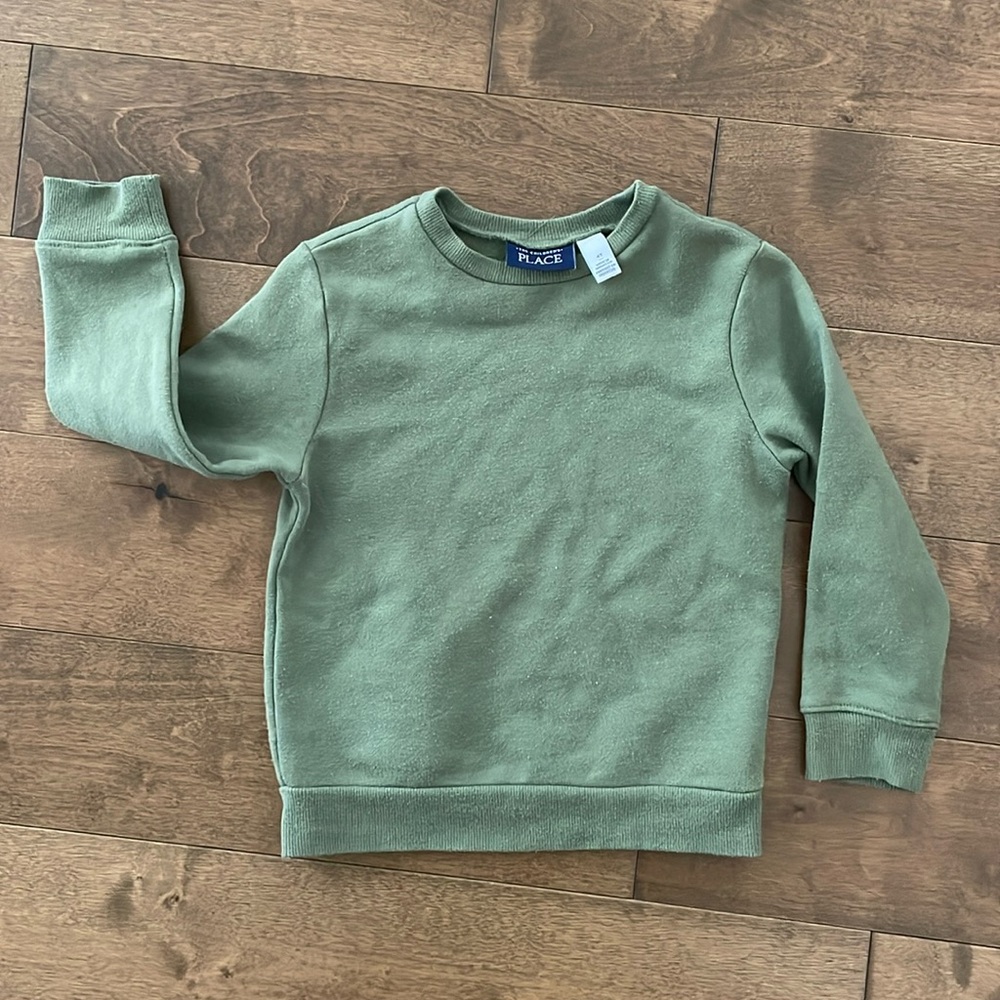 THE CHILDRENS PLACE sweatshirt
